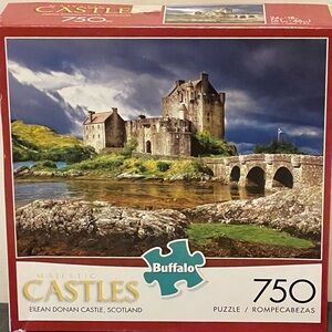 Eilean Donan Castle, Scotland, jigsaw puzzle from Buffalo brand. 750 pieces